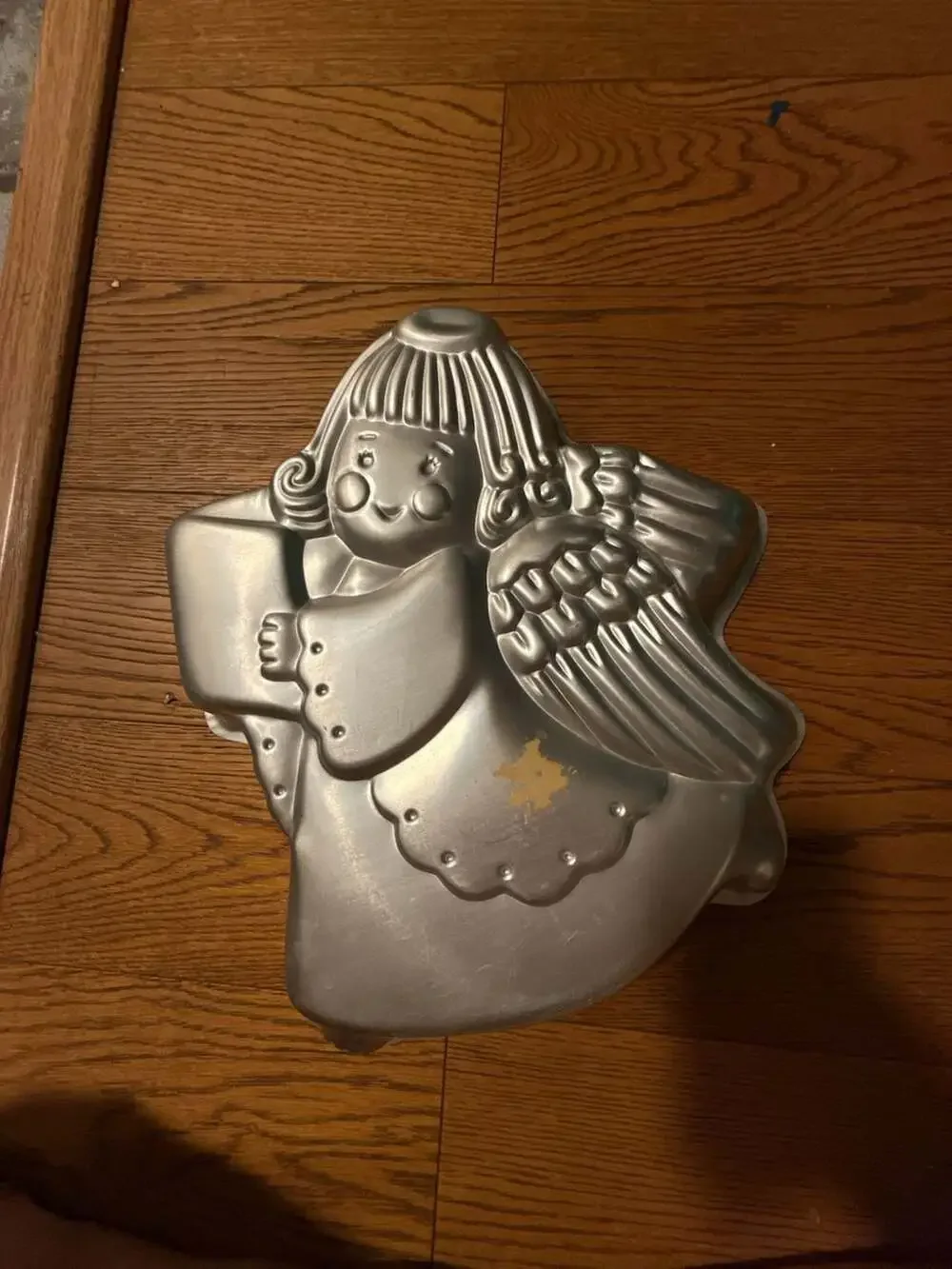 Wilton 1983 Joyful Angel Cake Pan 502-4246